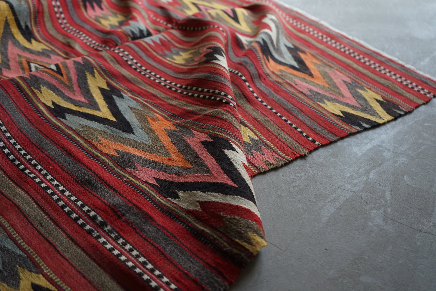 TURKEY BALKAN OLD KILIM 1950-1960年代 159 × 116 cm