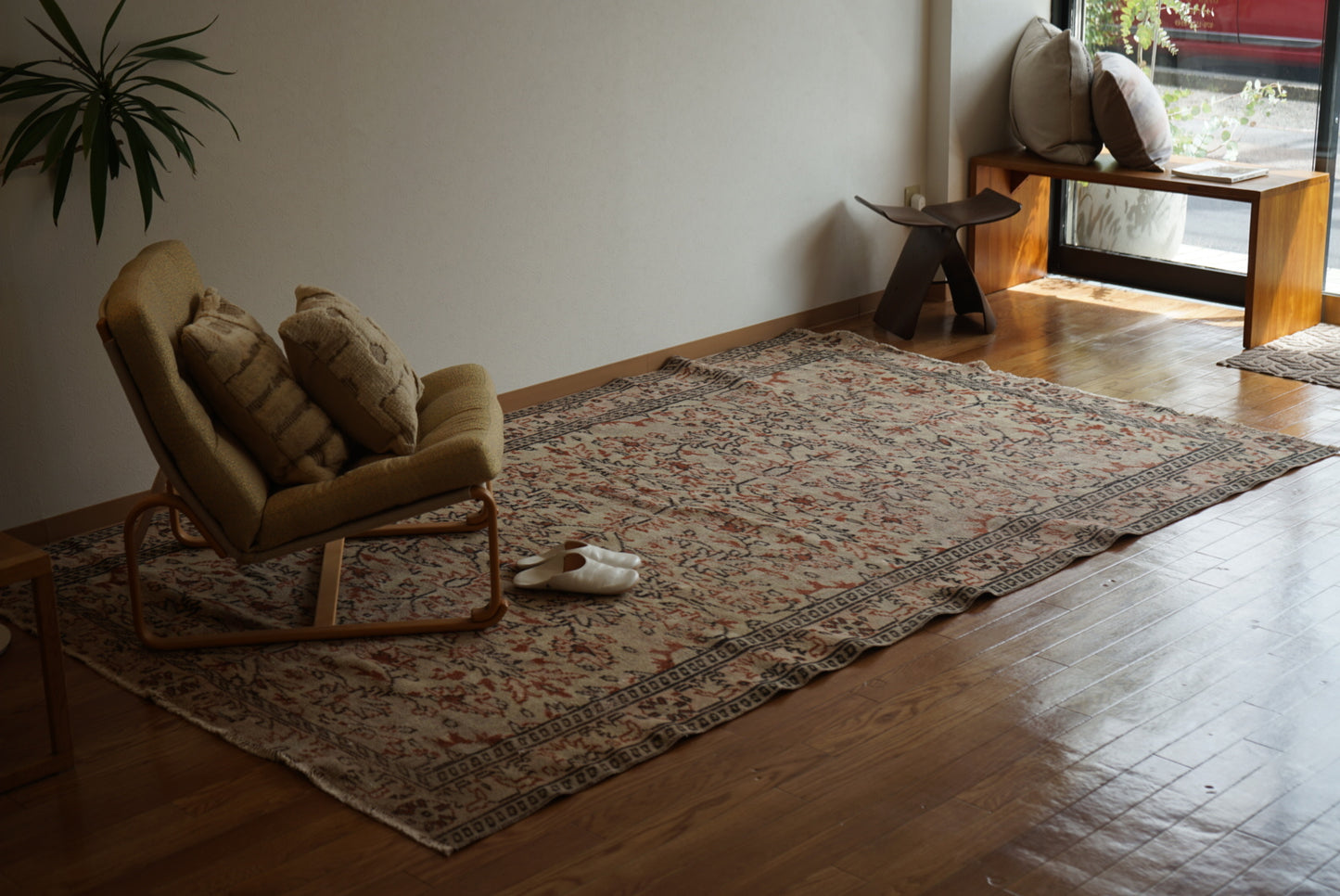 Türkiye Old Kayseri Olive , Beige Flower 1970年代 270 × 169 cm No.TR25389