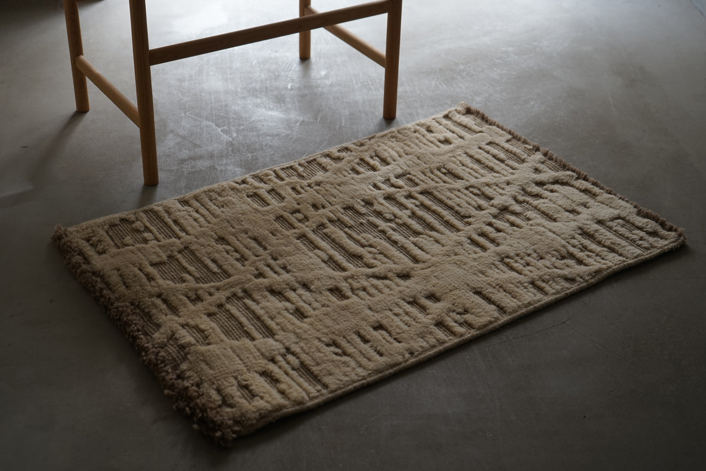 店頭販売 ORIGINAL IRAN QASHQAI KILIM DOORSIZE " MORNING MIST " 95 × 65 cm