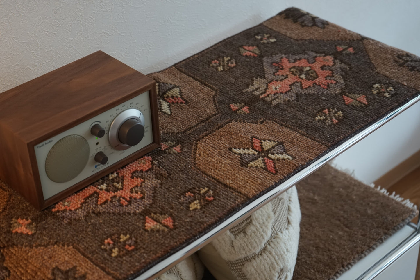 Türkiye Old Oushak Brown , Gray Medallion Runner 1970年代 80.5 × 50 cm No.TR25416