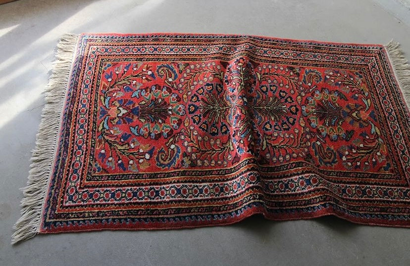店舗販売 IRAN ANTIQUE LILIAN SAROUK MOHAJERAN FARAHAN 1820年代 106 × 68 cm