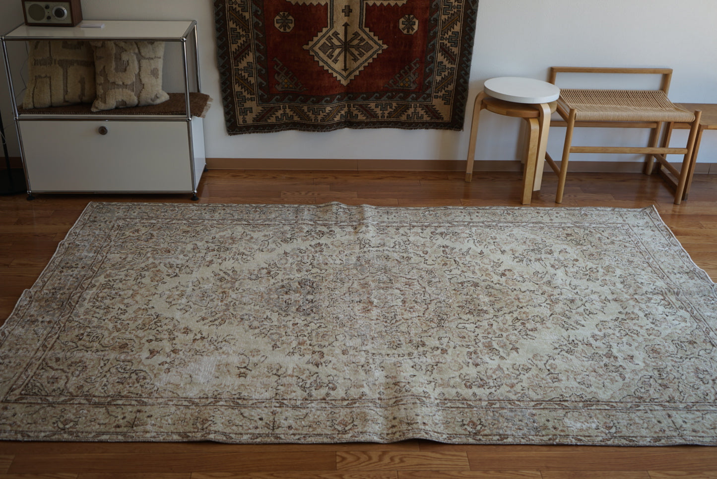 Türkiye Old Isparta Medallion Sweet Beige 1960年代 262.5 × 159.5 cm No.TR25401