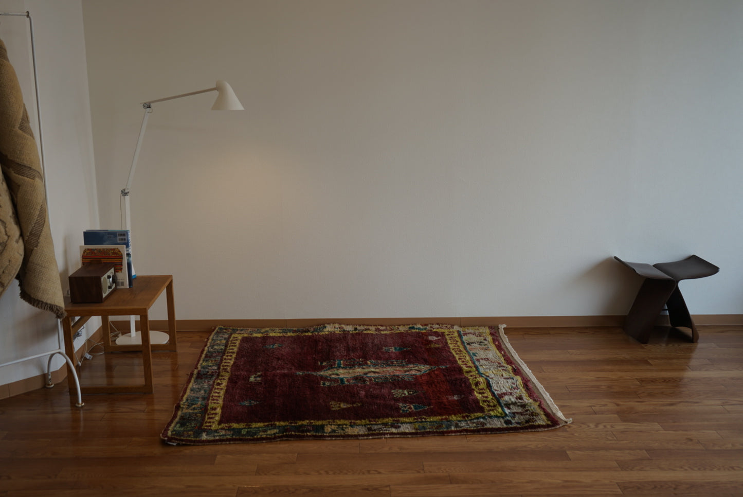 TRIBAL RUG TURKEY OLD OUSHAK 1965年代 154 × 133 cm No.TR25193