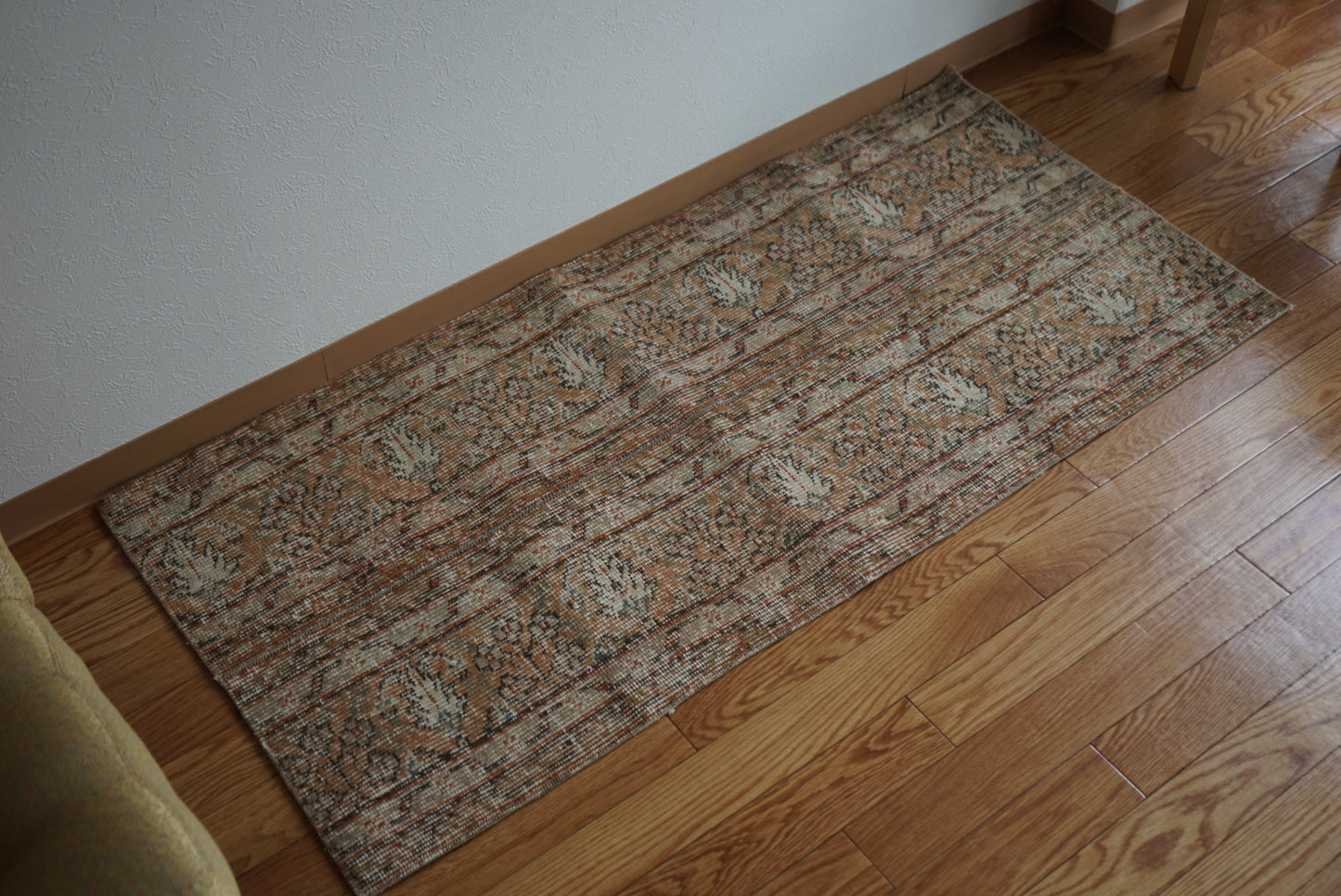 Türkiye Old Oushak Beige , Orange Patchwork Runner 1970年代 131 × 60 cm No.TR25422