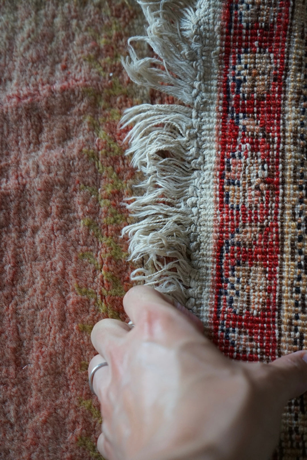 Tribal rug Türkiye Old Kayseri Prayer 1980年代 165 × 112 cm No.TR25535 / 国内送料無料・羊毛手織り絨毯