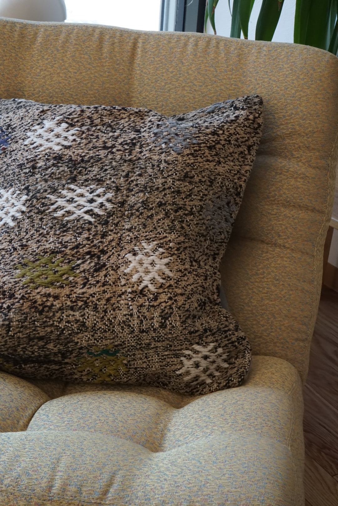 Türkiye Old Kilim Cushion Cover Mix Color Beige , Black , Charm Design 47 × 46 cm No.TR25465