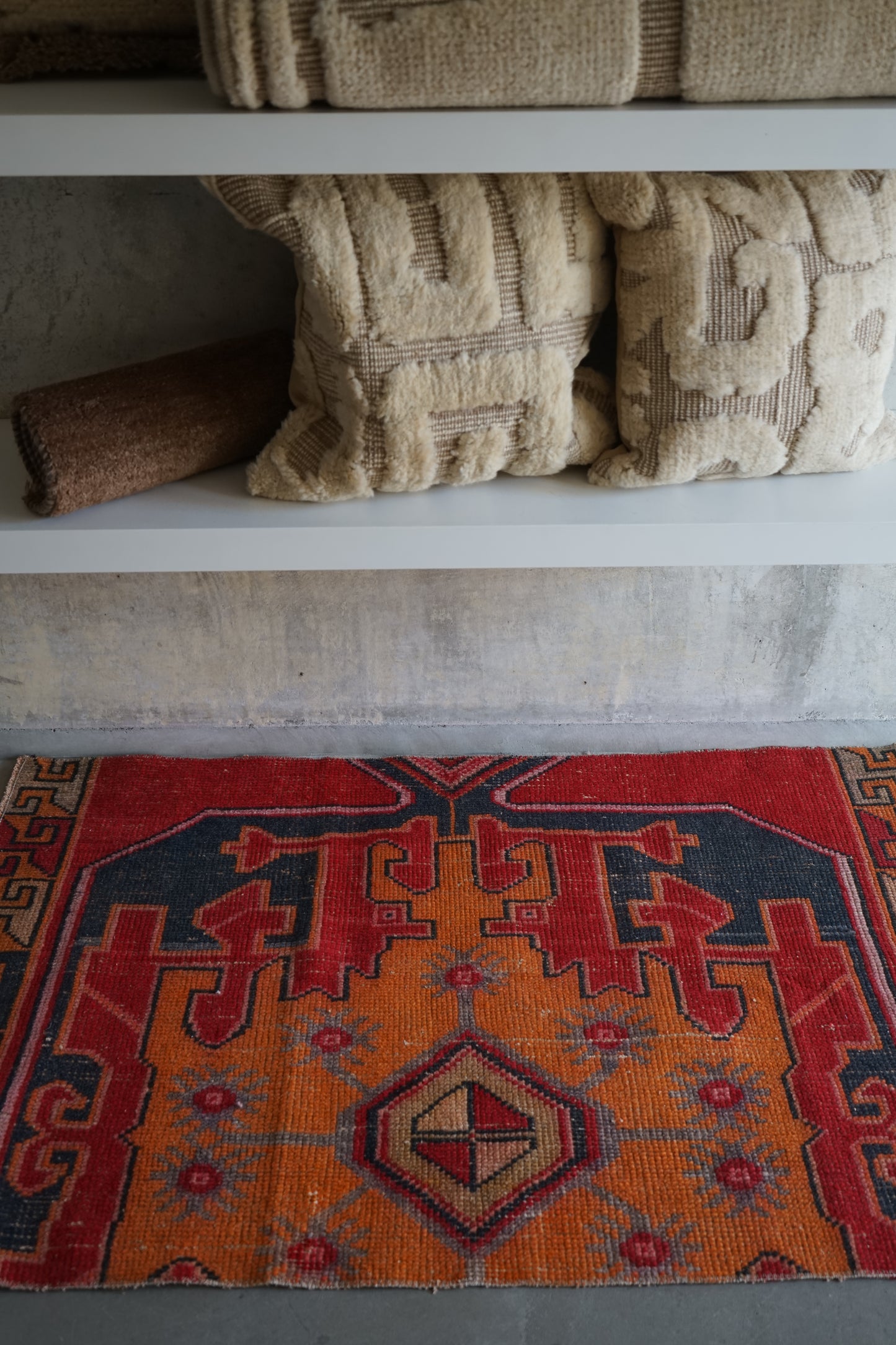 Türkiye Old Oushak Red Small Size 1970年代 120 × 75 cm No.TR25221