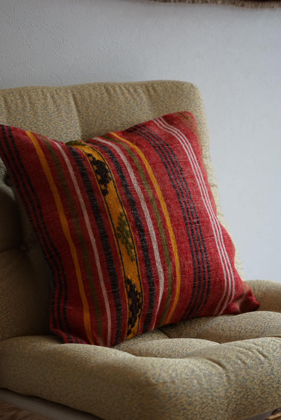 Türkiye Old Kilim Cushion Cover Mix Color Stripe Tribal Design 45 × 45 cm No.TR25529 / 国内送料無料・羊毛手織りキリム