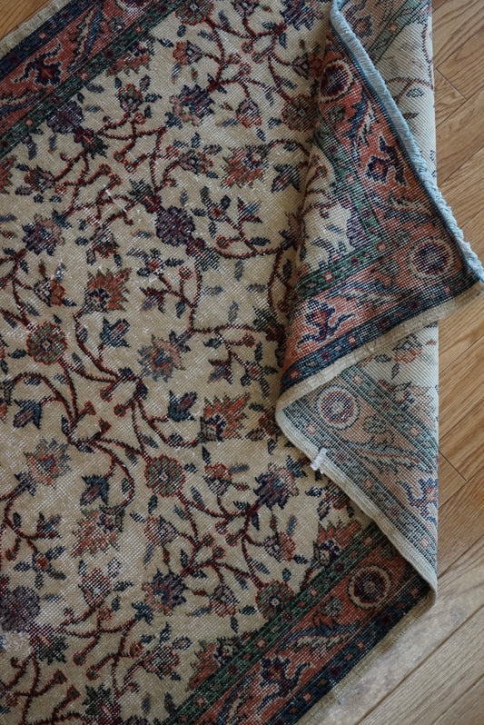 Türkiye Old Isparta Beige , Green , Salmon Pink Floral 1970年代 203 × 113 cm No.TR25438
