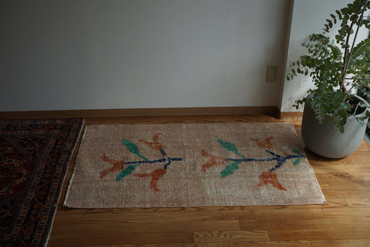 Türkiye Old Oushak Flower 1970年代 137 × 86 cm No.TR25372