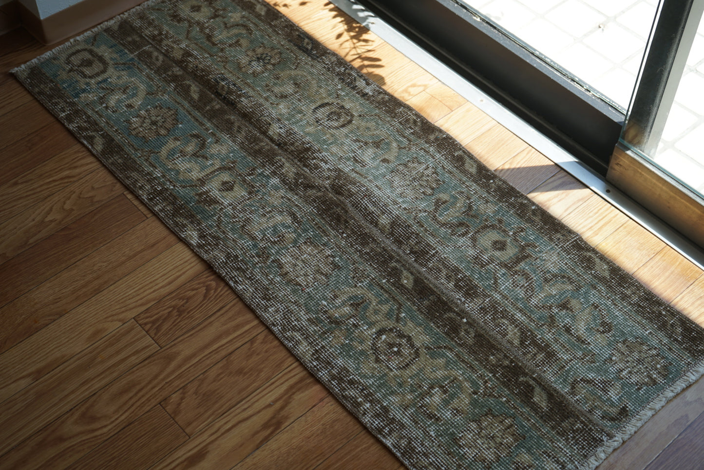 Türkiye Old Oushak Mintgreen , Brown Patchwork 1970年代 121.5 × 50 cm No.TR25409