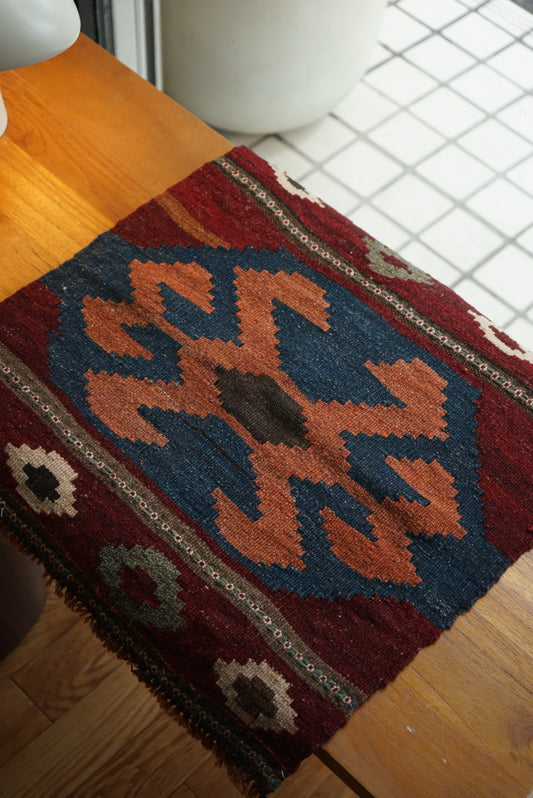 Türkiye Old Kilim Rich Red 1970年代 52 × 50 cm No.TR25234