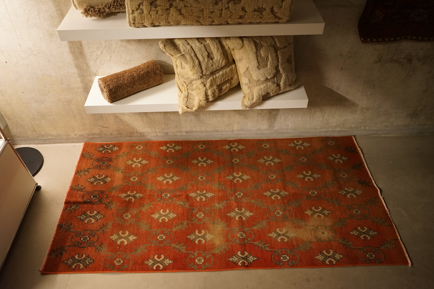 TURKEY OLD ISPARTA BLOOD ORANGE 1970年代 172 × 86 cm No.TR25150