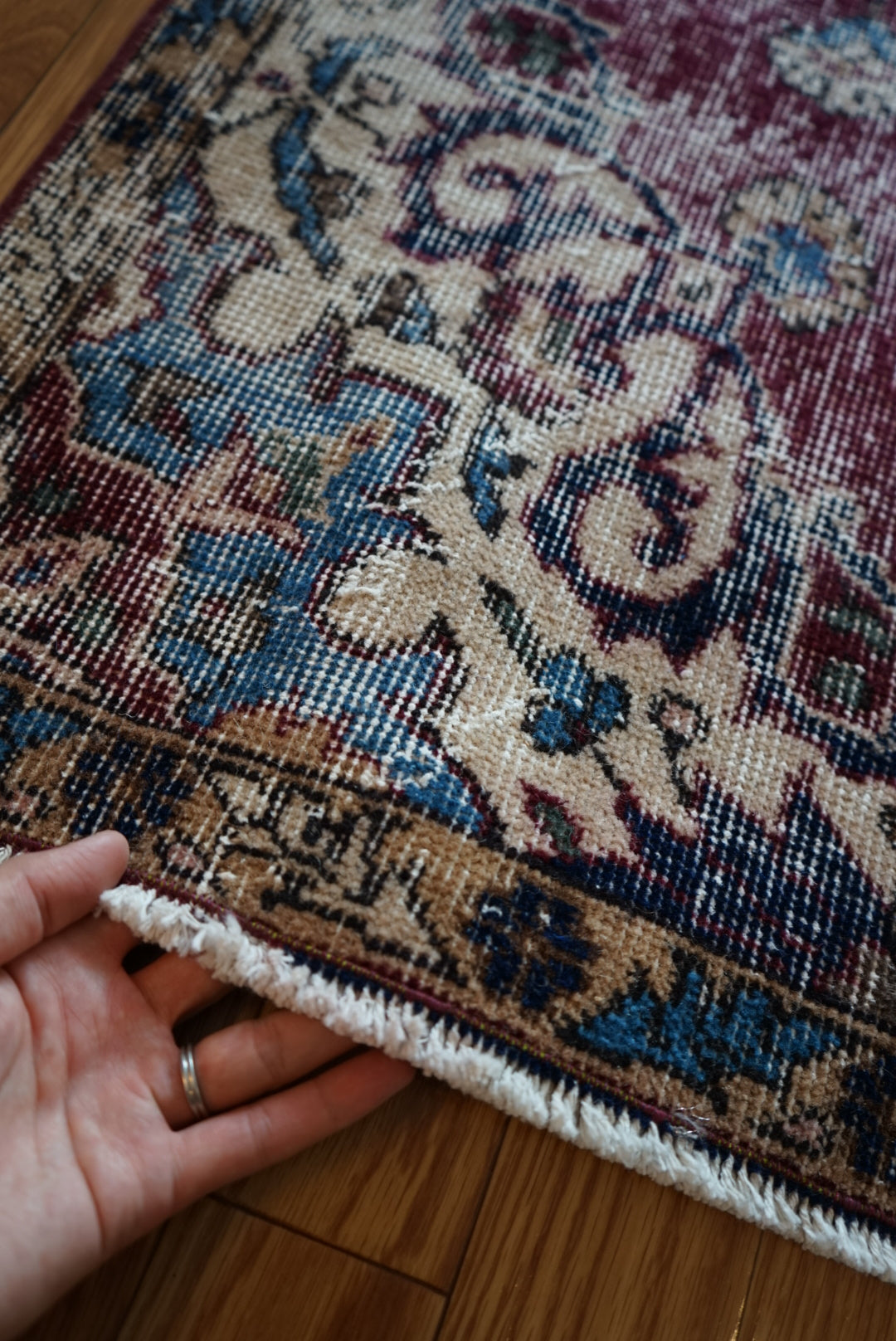Türkiye Old Isparta Wine Red 1970年代 202 × 99 cm No.TR25254