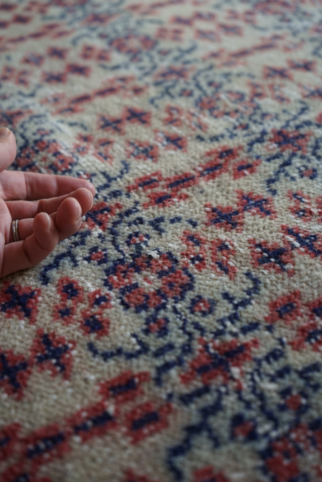 Türkiye Old Isparta Beige , Red , Navy Runner 1970年代 262 × 130 cm No.TR25263