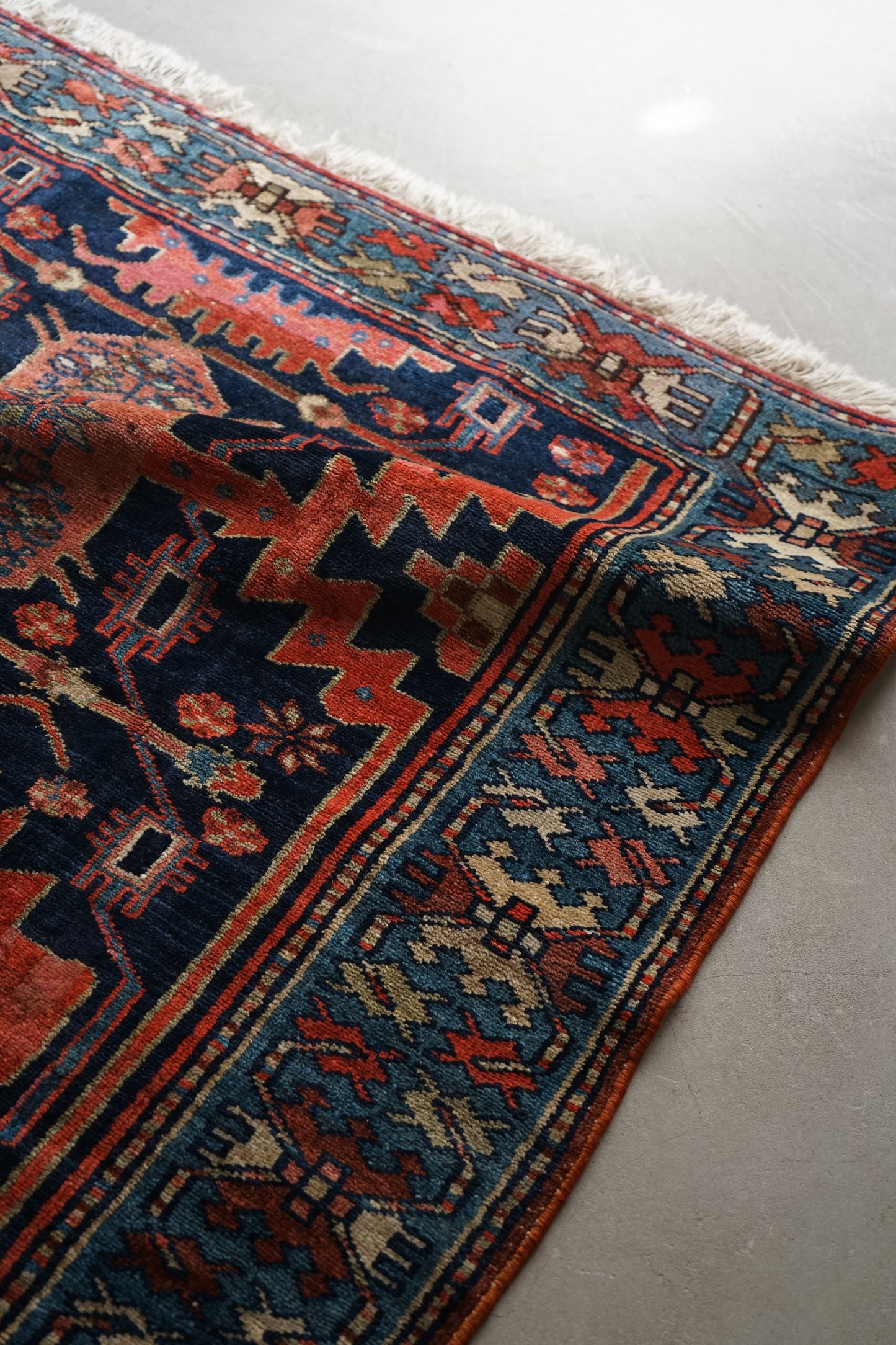 店頭販売 IRAN ANTIQUE BAKHTIARI 1820-1840年代 151 × 101 cm