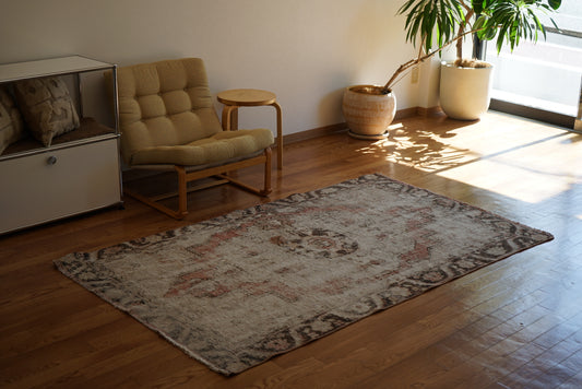 Türkiye Old Isparta Brown, CoralPink 1970年代 199 × 123 cm No.TR25277