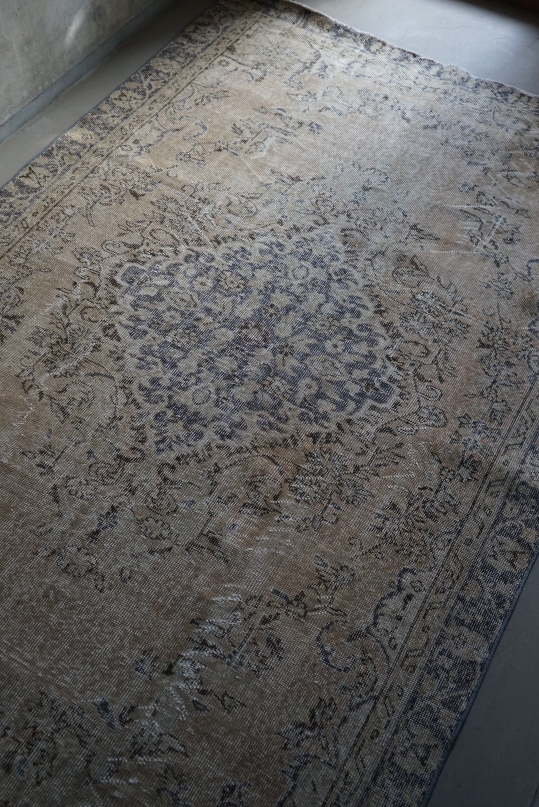 Türkiye Old Isparta Beige , BlueGlay 1970年代 267 × 169 cm No.TR25289