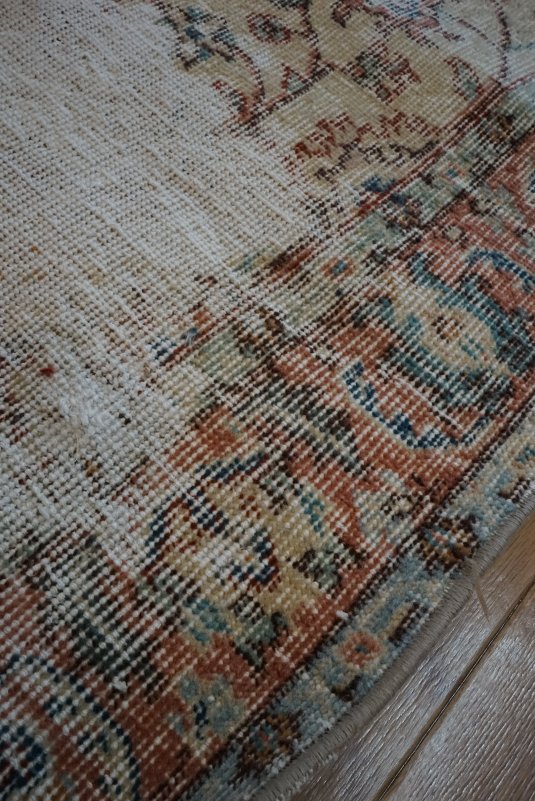 Türkiye Old Isparta Ancient Beige Floral 1970年代 214 × 114.5 cm No.TR25436