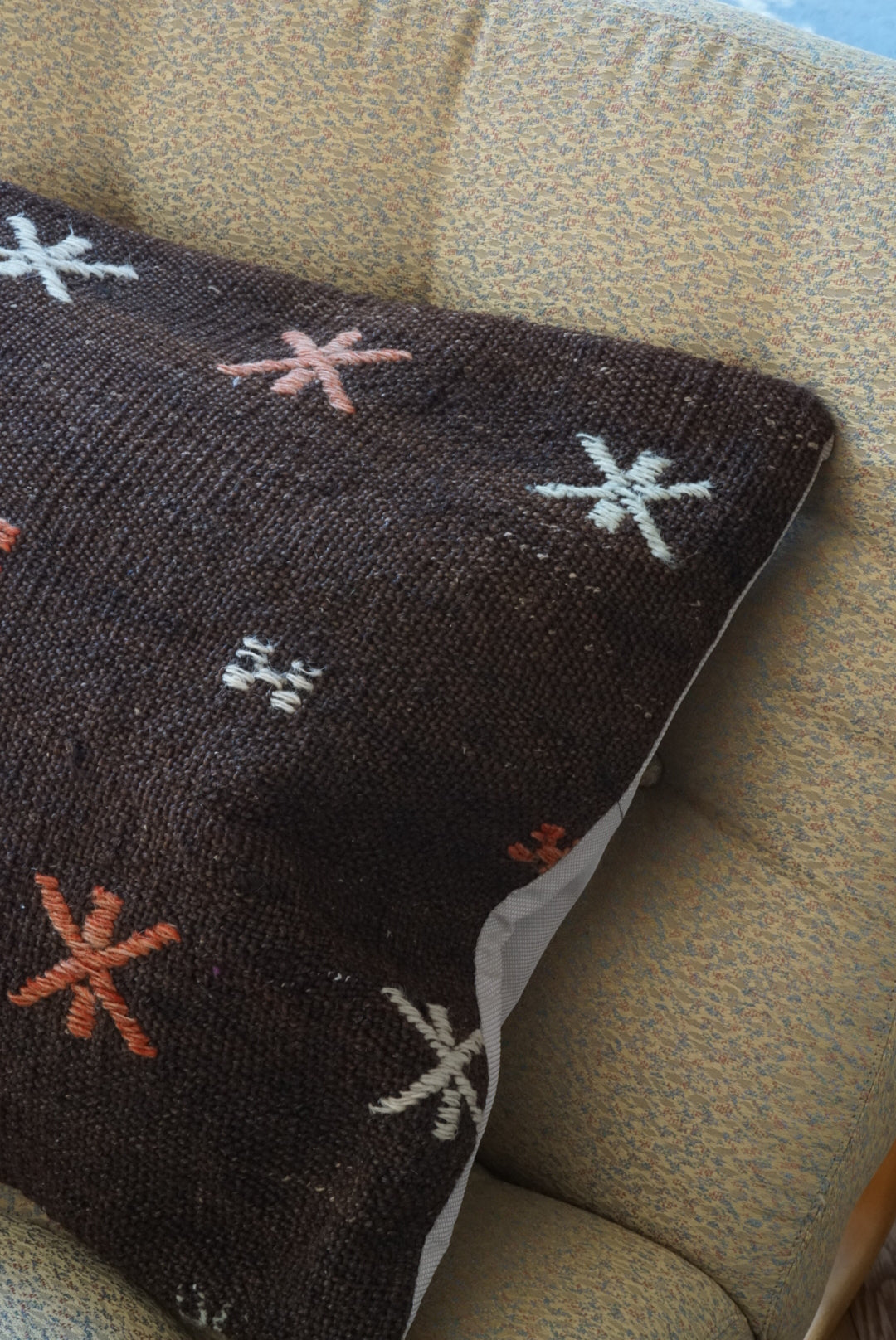 Türkiye Old Kilim Cushion Cover Brown , Charm Design 47 × 45 cm No.TR25464