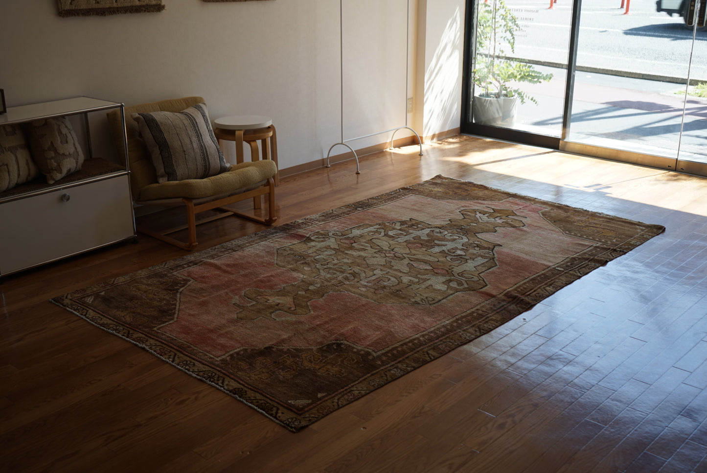 TURKEY OLD OUSHAK SALMON PINK 1970年代 286 × 162 cm No.TR25197