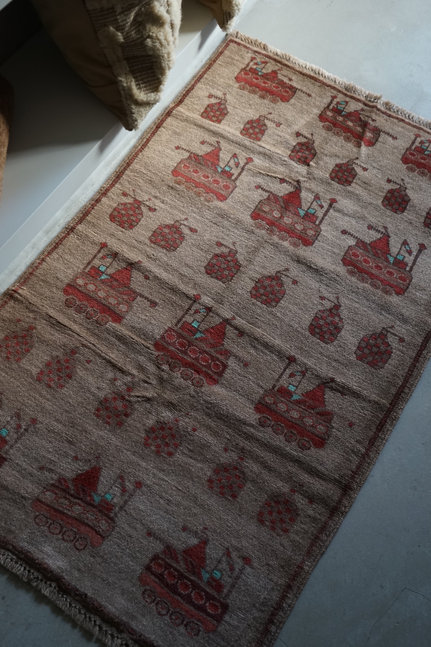 AFGHANISTAN VINTAGE WAR RUG 1980年代 149× 90 cm No.AF2512