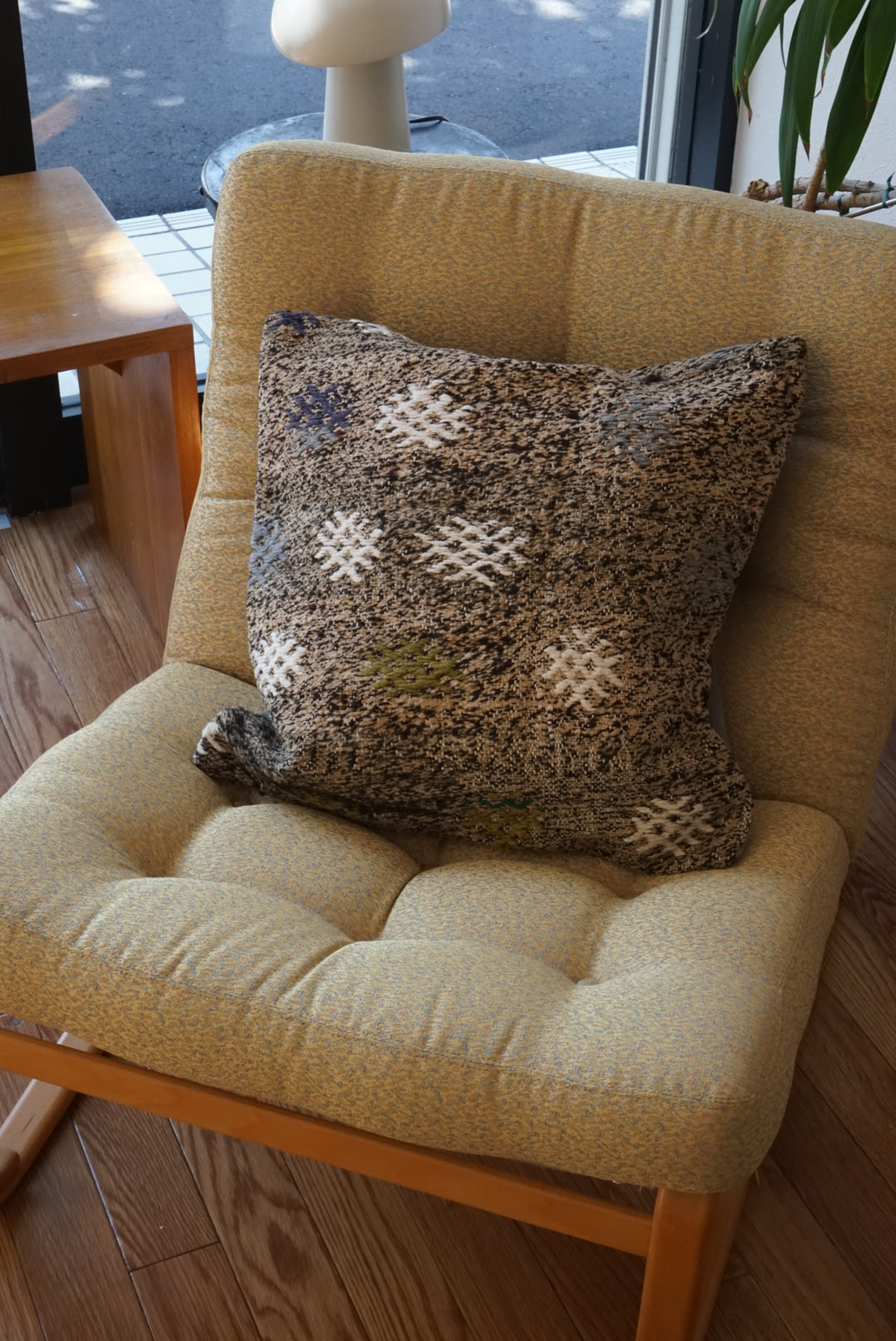 Türkiye Old Kilim Cushion Cover Mix Color Beige , Black , Charm Design 47 × 46 cm No.TR25465