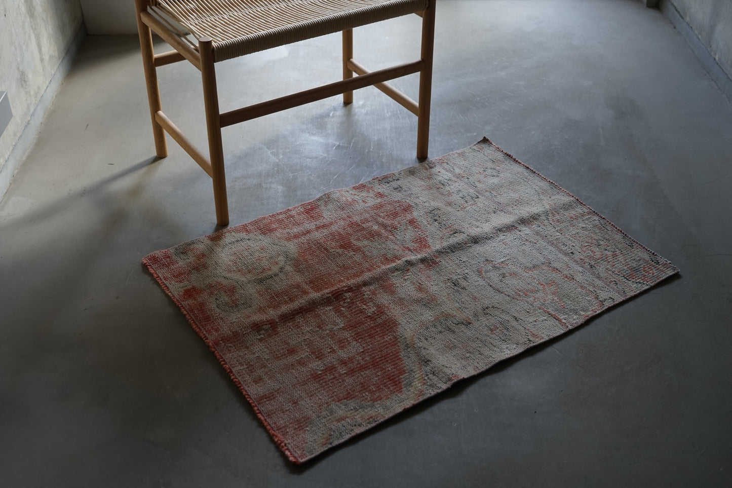 TURKEY VINTAGE SMALL RUG RED FLORAL 97 × 69 cm No.TR25183