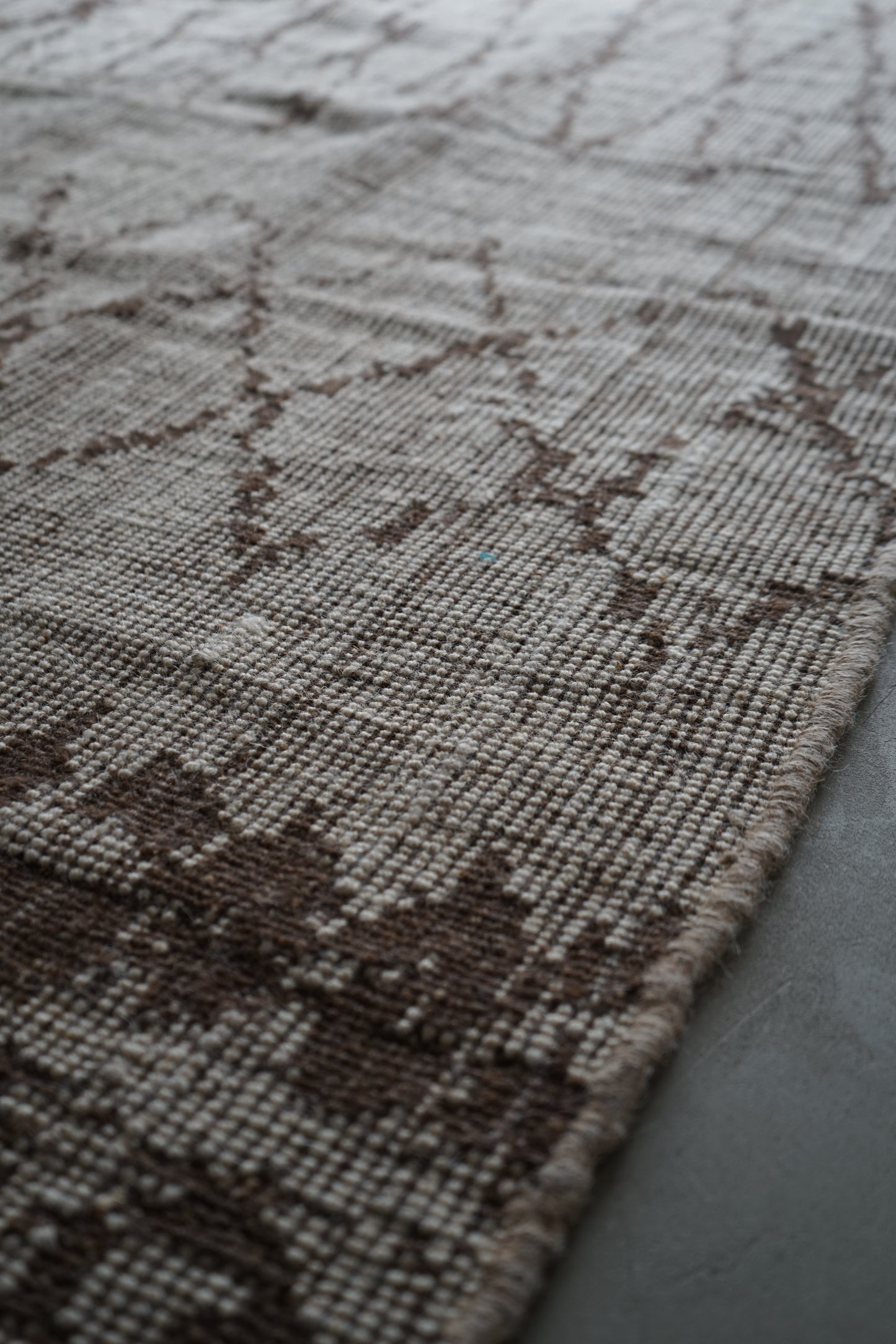 店頭販売 ORIGINAL IRAN QASHQAI KILIM " TRIBE " 204 × 142 cm