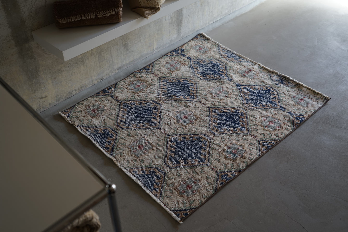 TURKEY VINTAGE ISPARTA 1980年代 125 × 80 cm No.TR25196