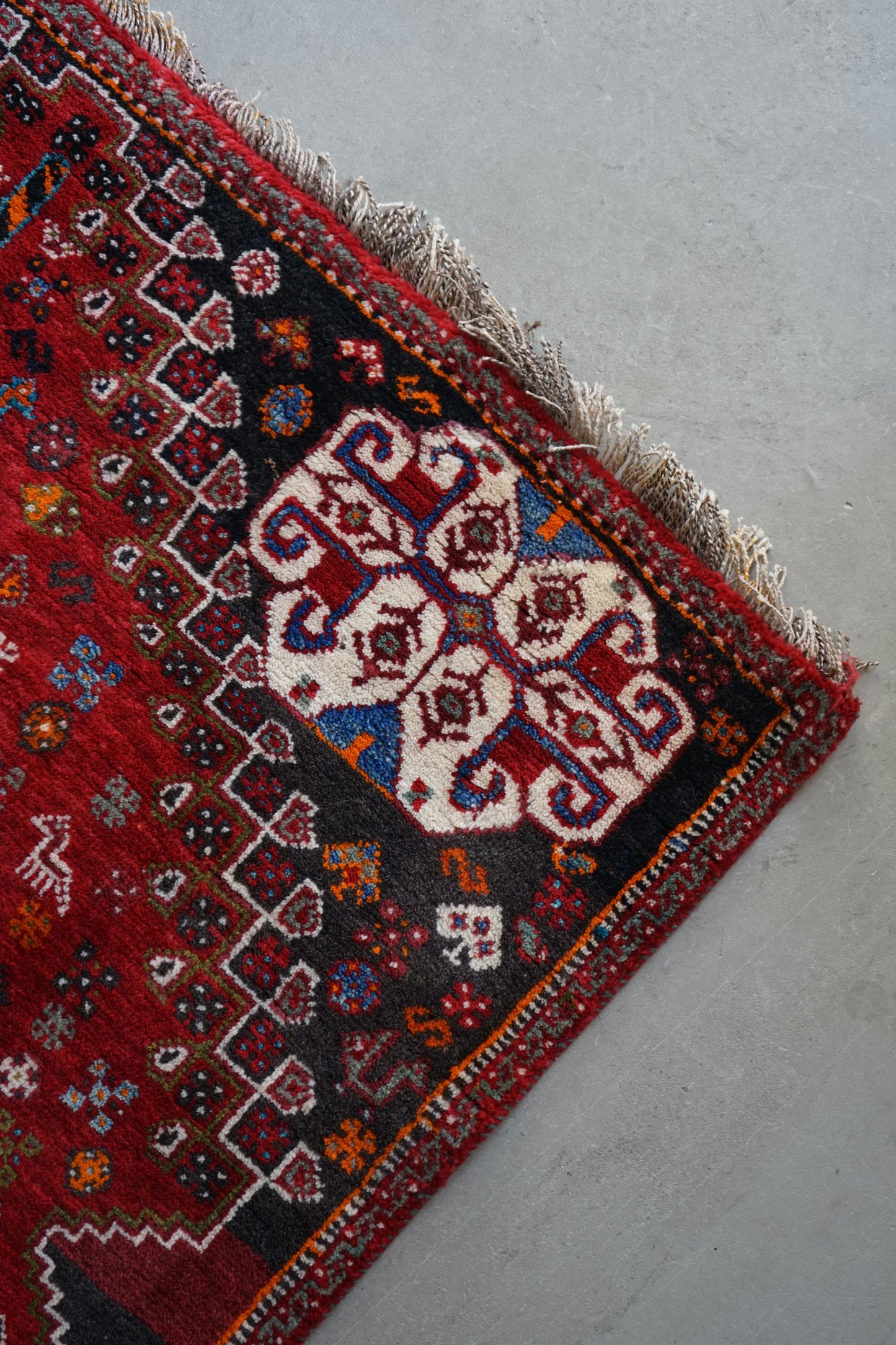 IRAN OLD SHIRAZ QASHQAI 1970年代 195 × 112 cm / 6'4" × 3'6" ft