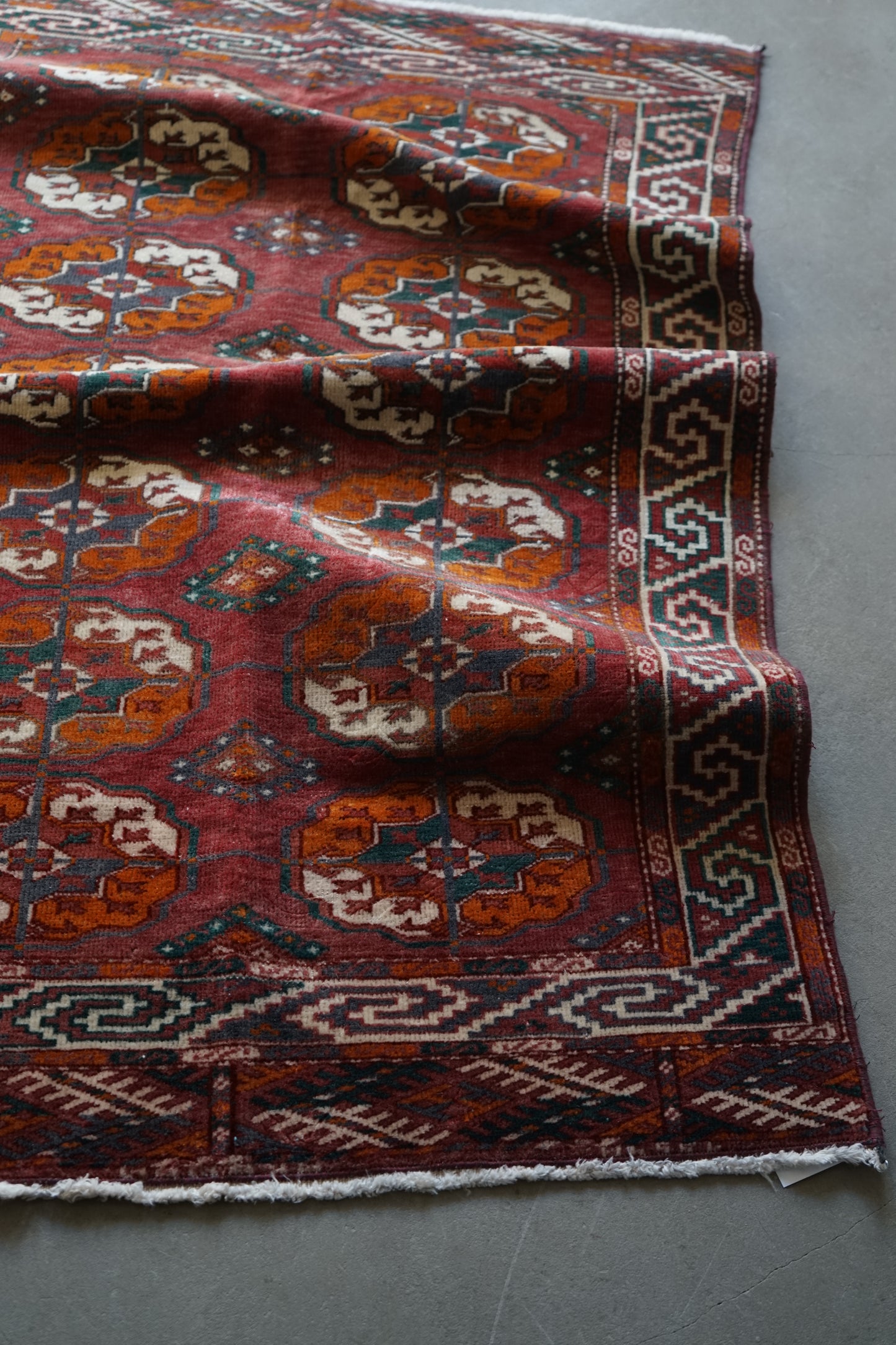 Türkiye Old Turkmen Red 1970年代 120 × 75 cm No.TR25225