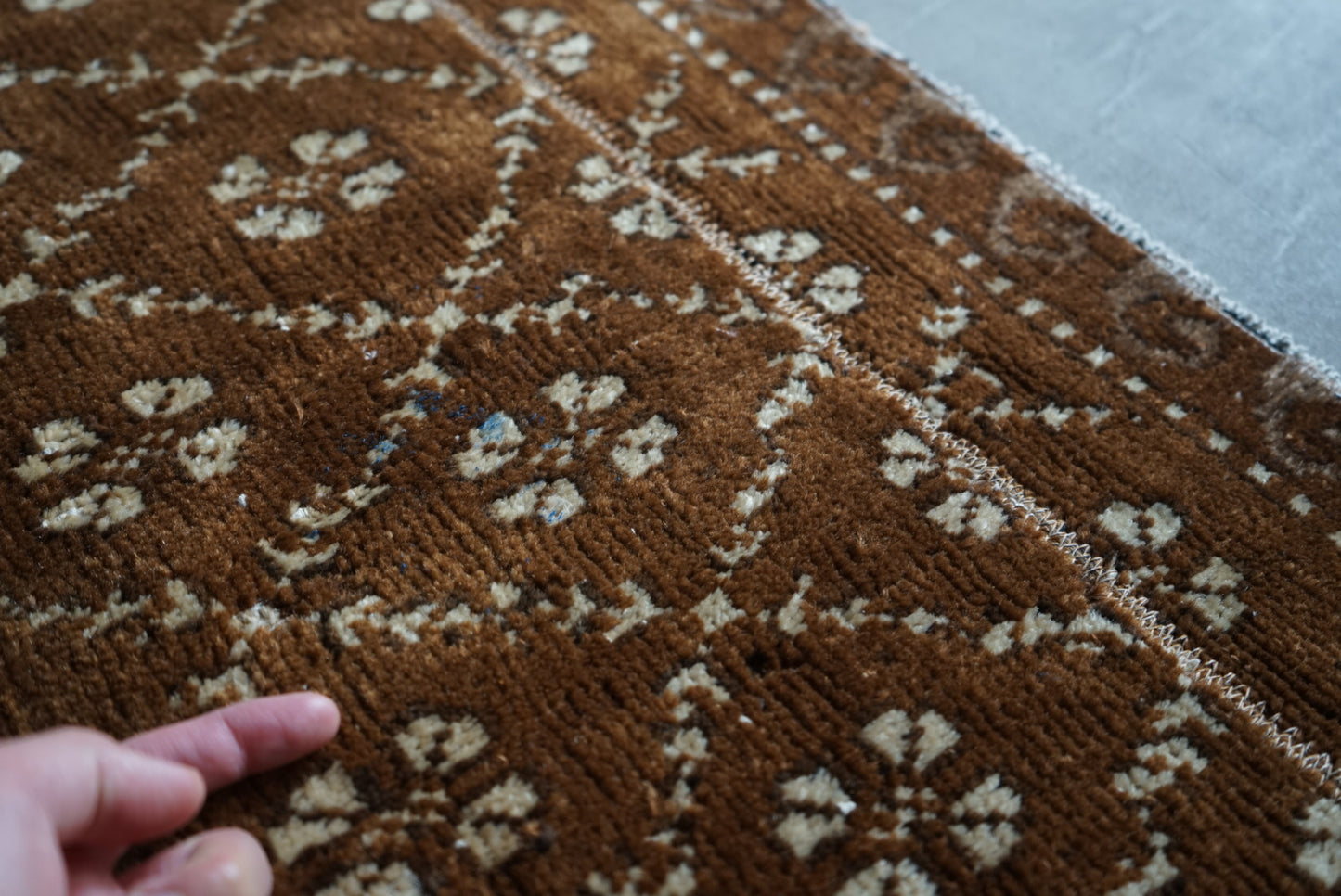 Türkiye Old Oushak Brown Patchwork 1980年代 158 × 87 cm No.TR25311