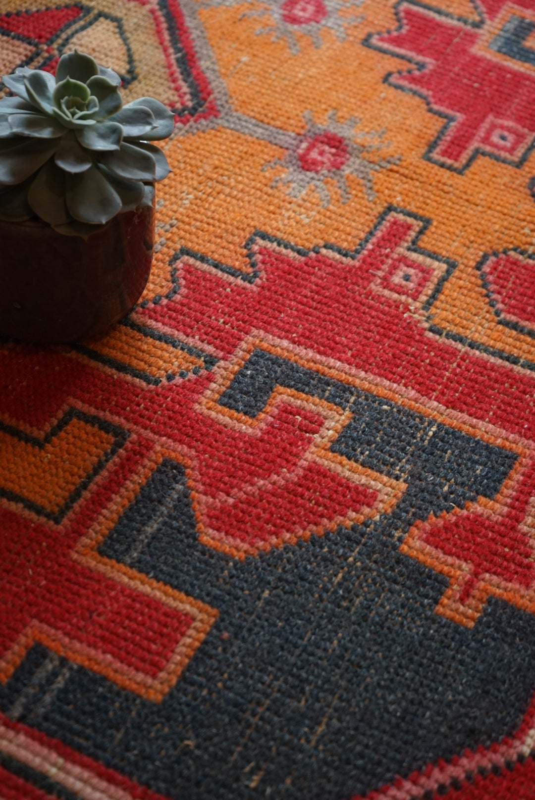 Türkiye Old Oushak Red Small Size 1970年代 120 × 75 cm No.TR25221