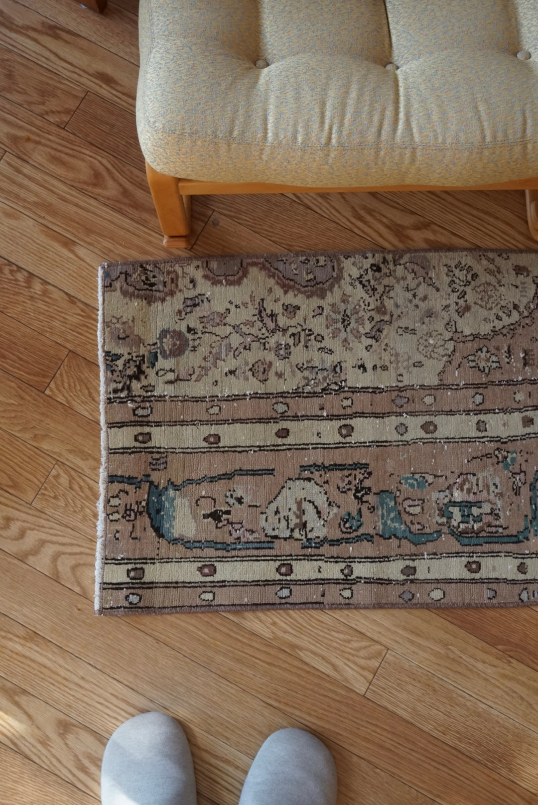 Türkiye Old Oushak Beige , Green Classical Design 1970年代 75 × 53 cm No.TR25468