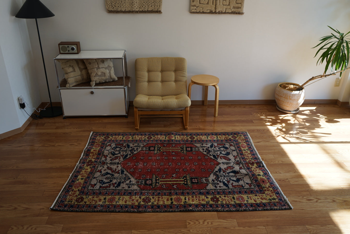 Türkiye Old Isparta Prayer Rug 1950-1960年代 173 × 122 cm No.TR25174