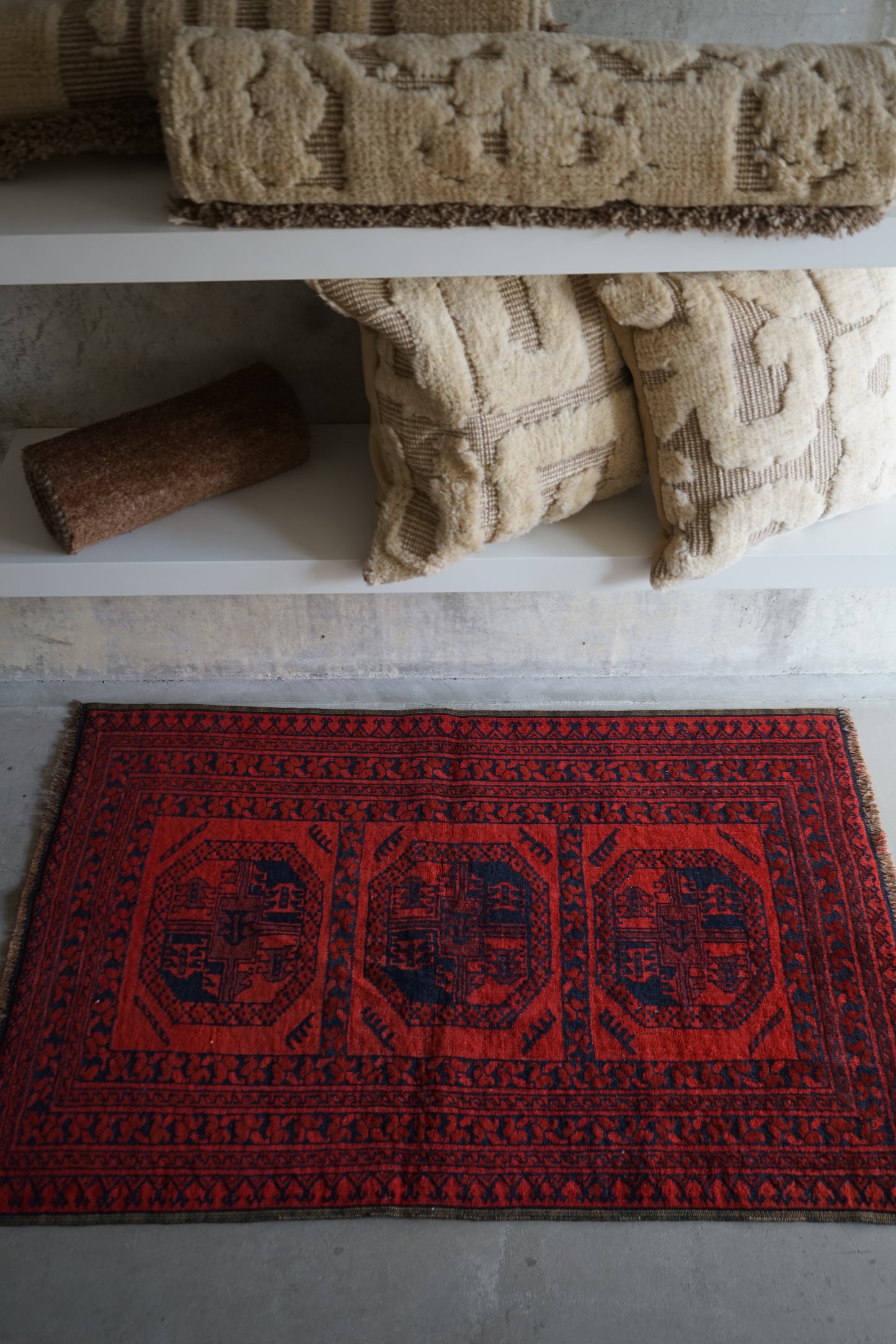 AFGHANISTAN OLD TURKMEN ELEPHANT FOOT 1970年代 112 × 75 cm No.AF2515