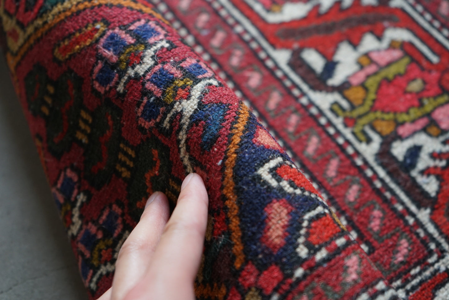 IRAN OLD BAKHTIARI 
SAMAVARI 1950年代 150 × 107 cm / 4'9 × 3'5" ft