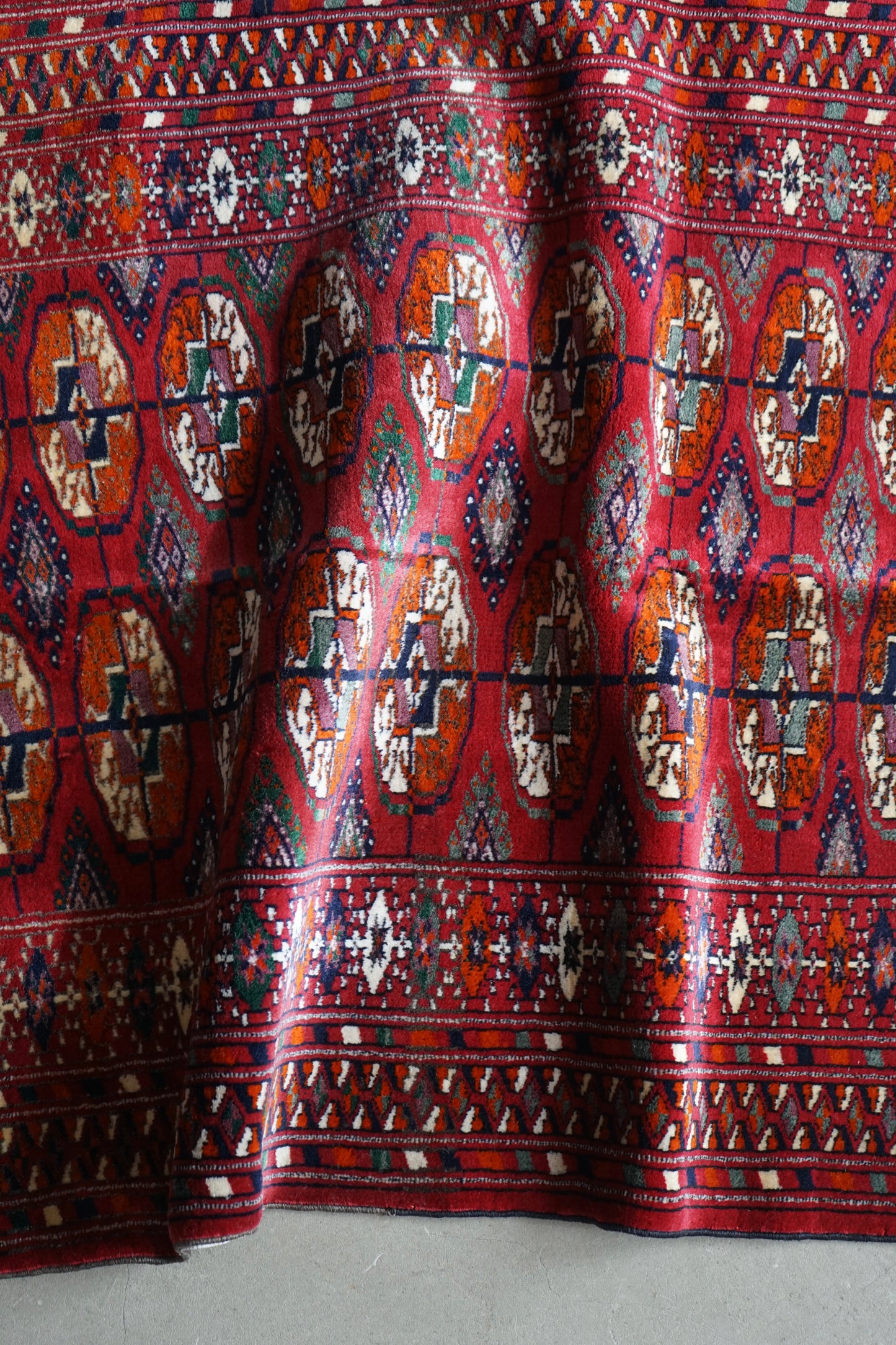 IRAN ANTIQUE TURKMEN YAMUT 1900年代 117 × 78 cm