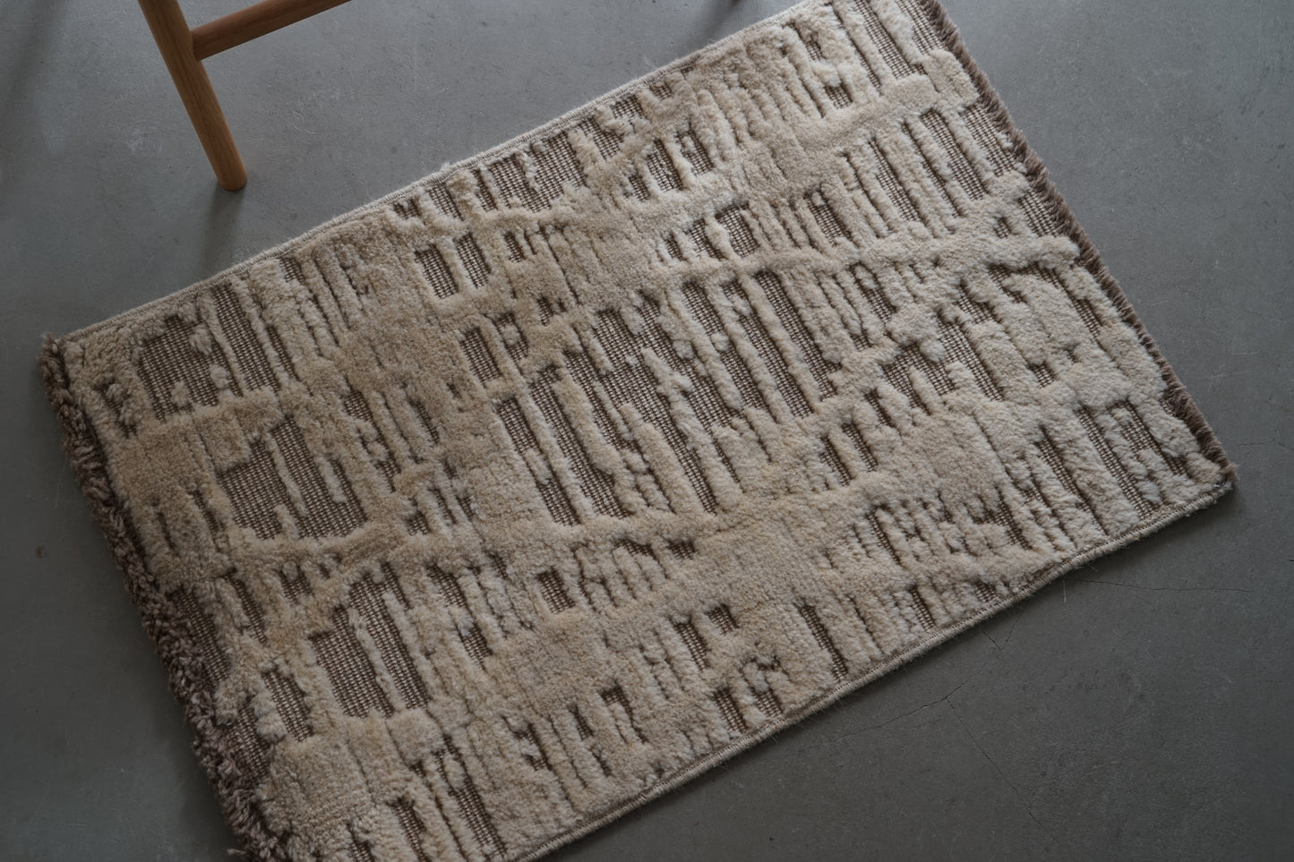 店頭販売 ORIGINAL IRAN QASHQAI KILIM DOORSIZE " MORNING MIST " 95 × 65 cm