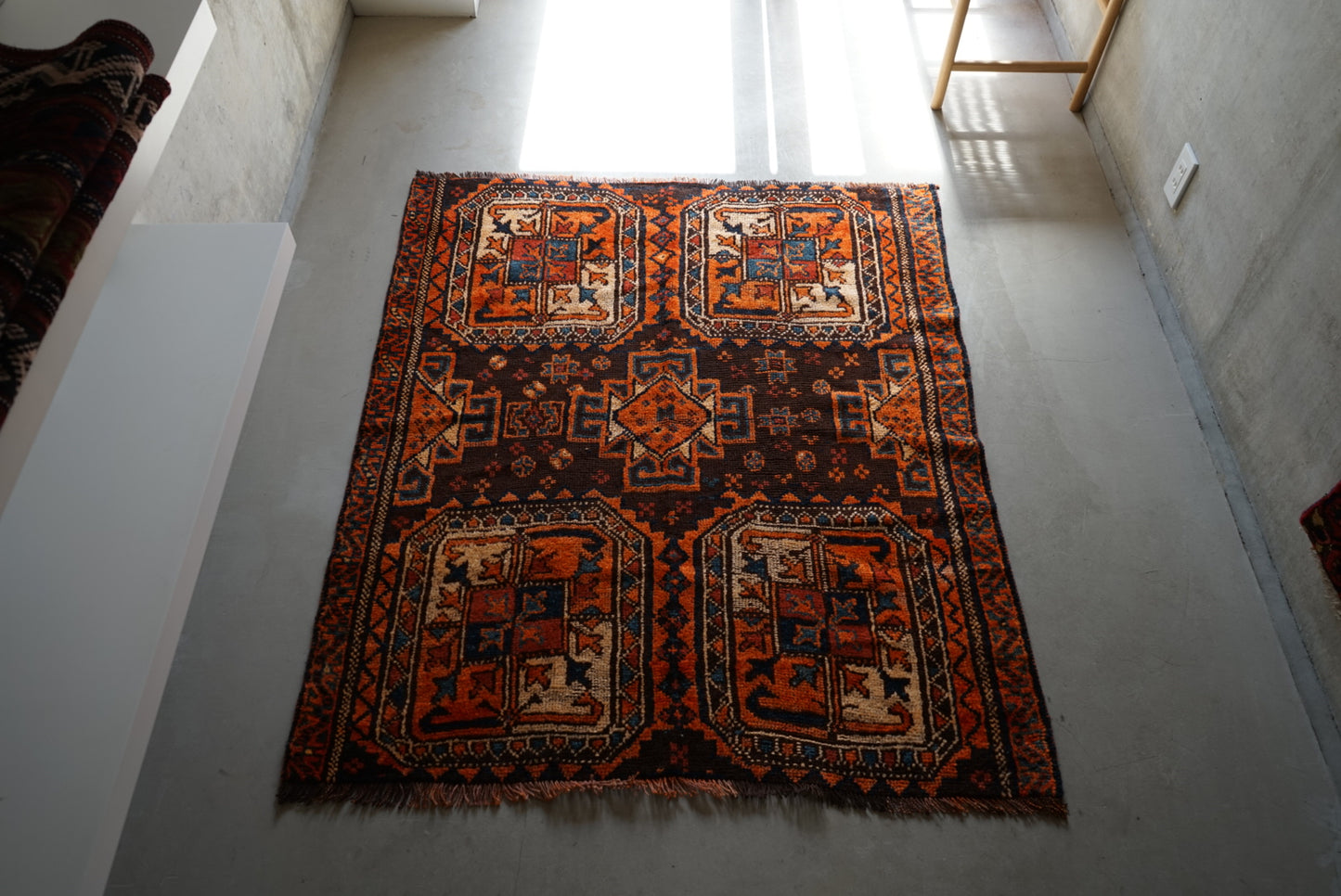 店頭販売 IRAN ANTIQUE SHIRAZ LORI 1860年代 142 × 123 cm