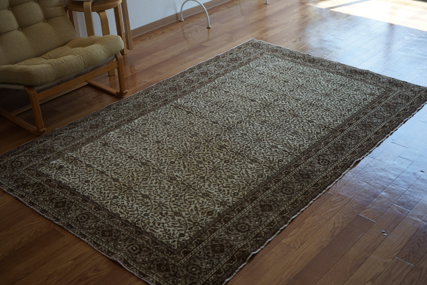 Türkiye Old Kayseri Beige , Brown Flower 1970年代 210 × 142 cm No.TR25388