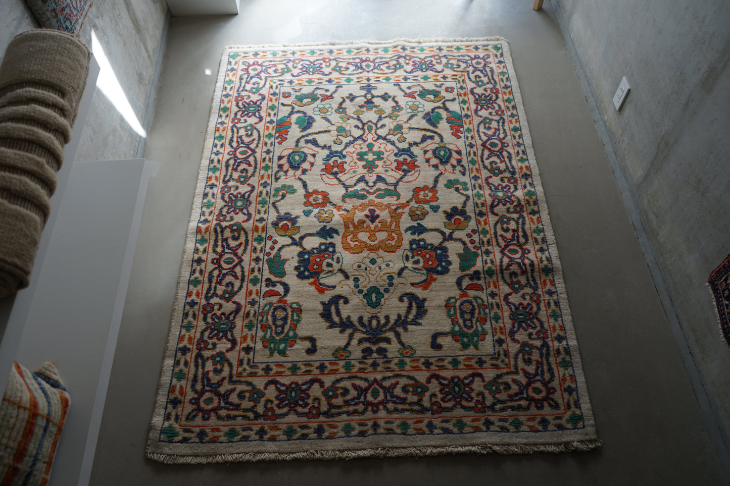 店頭販売 ÉTRETAT ORIGINAL IRAN ZIEGLAR 190 × 150 cm