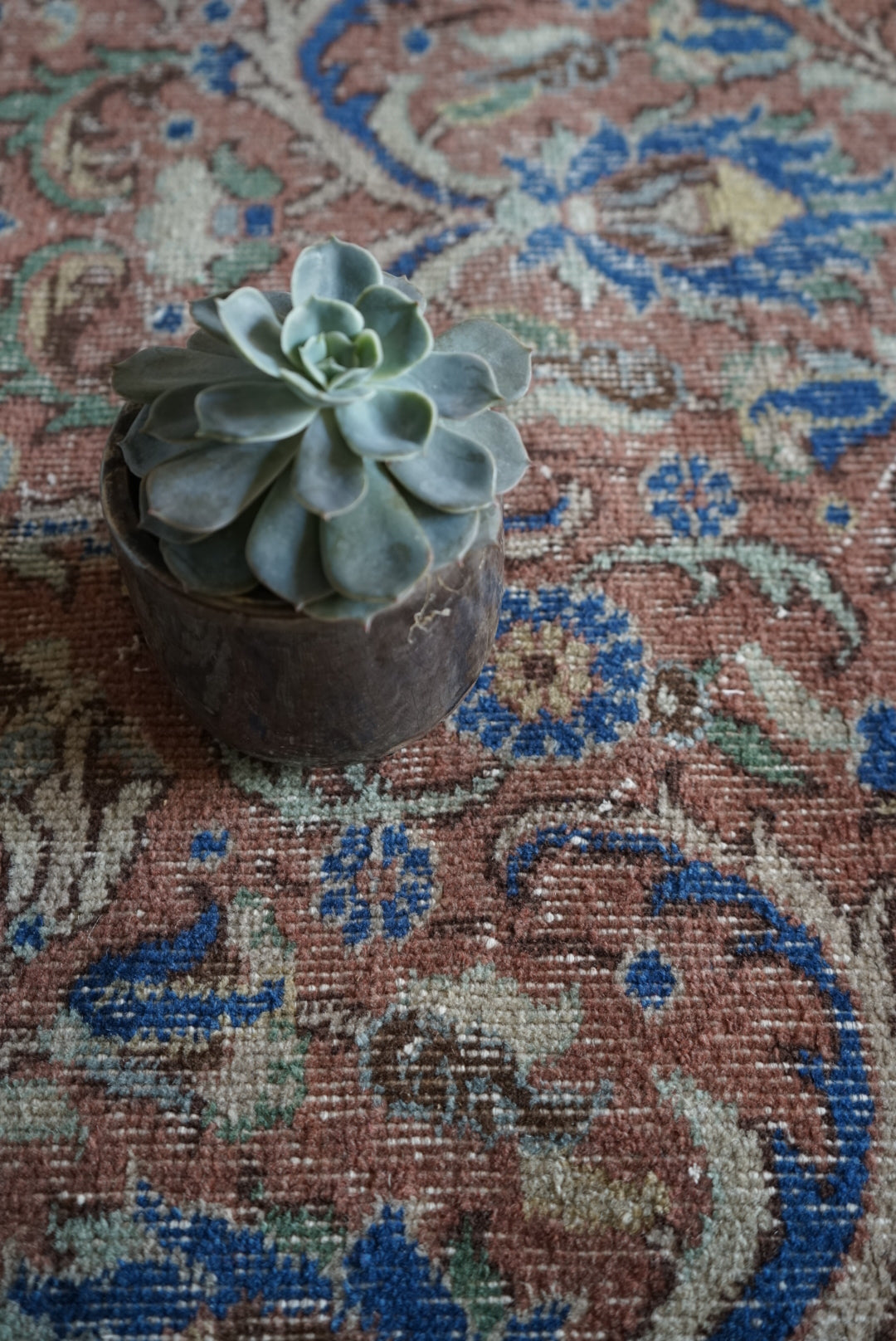 Türkiye Old Isparta Scarlet , Blue 1970年代 242 × 154 cm No.TR25264