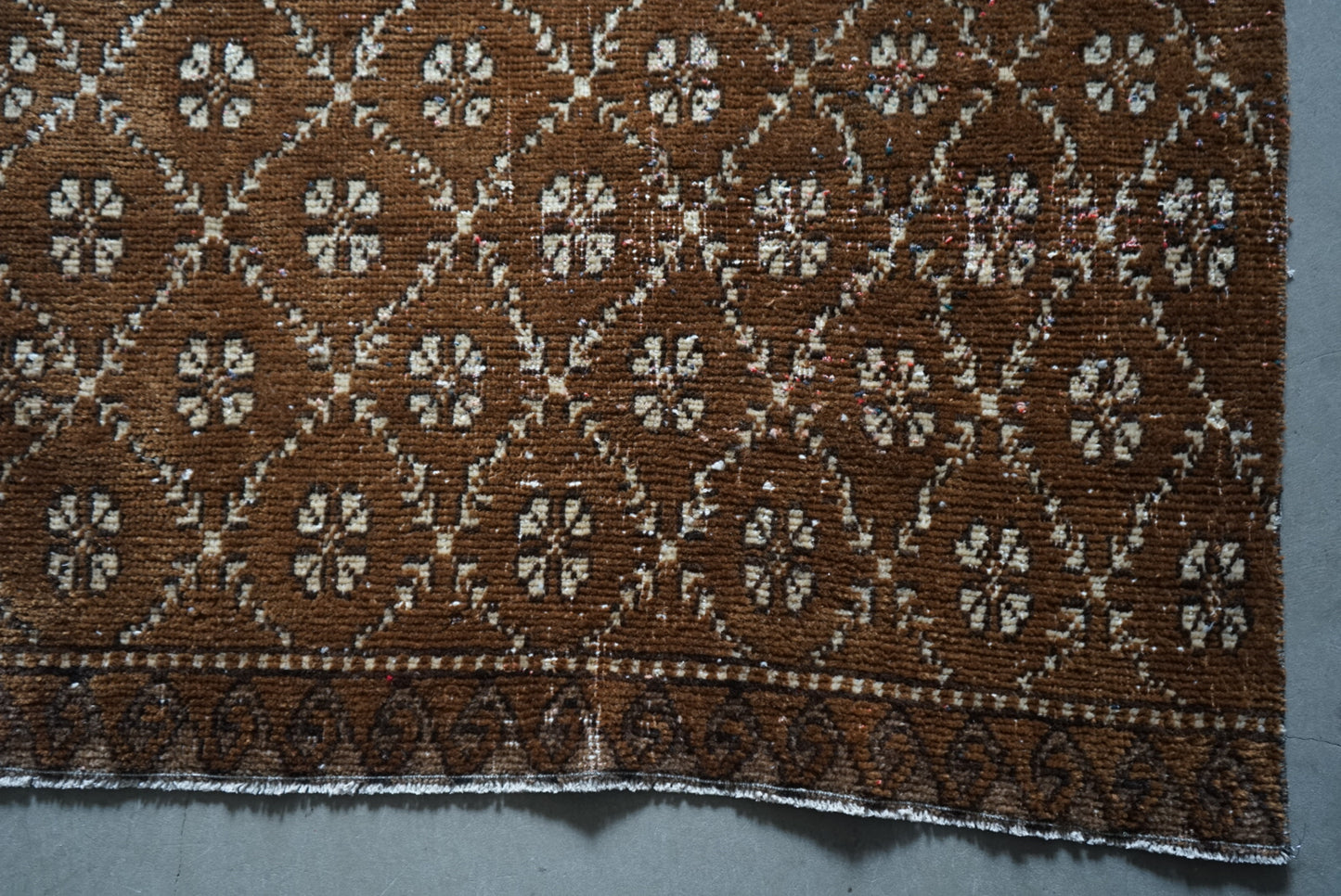 Türkiye Old Oushak Brown Patchwork 1980年代 158 × 87 cm No.TR25311