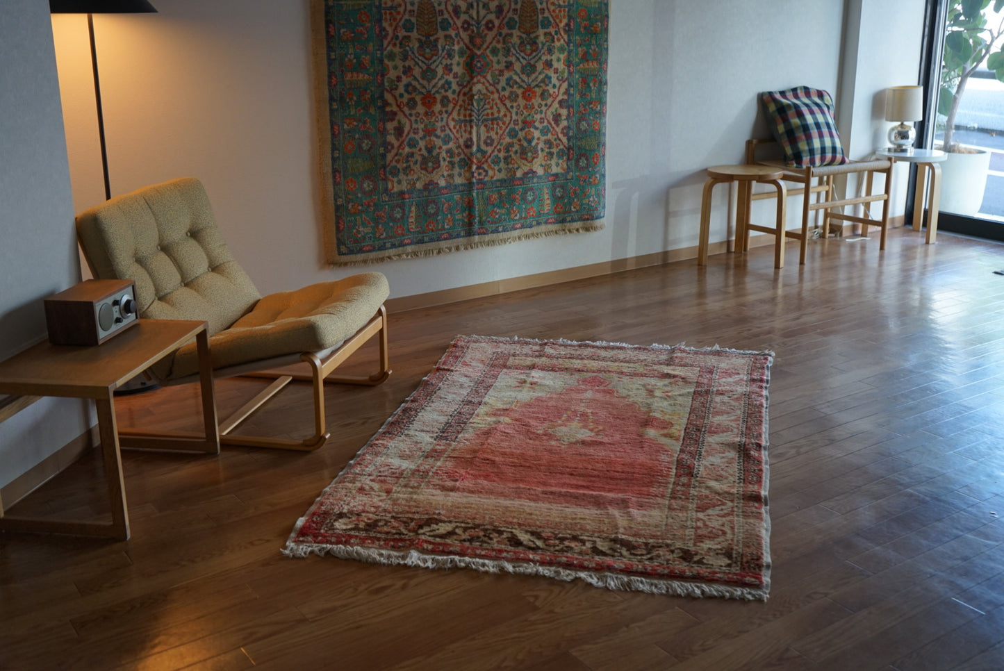 Tribal rug Türkiye Old Kayseri Prayer 1980年代 165 × 112 cm No.TR25535 / 国内送料無料・羊毛手織り絨毯