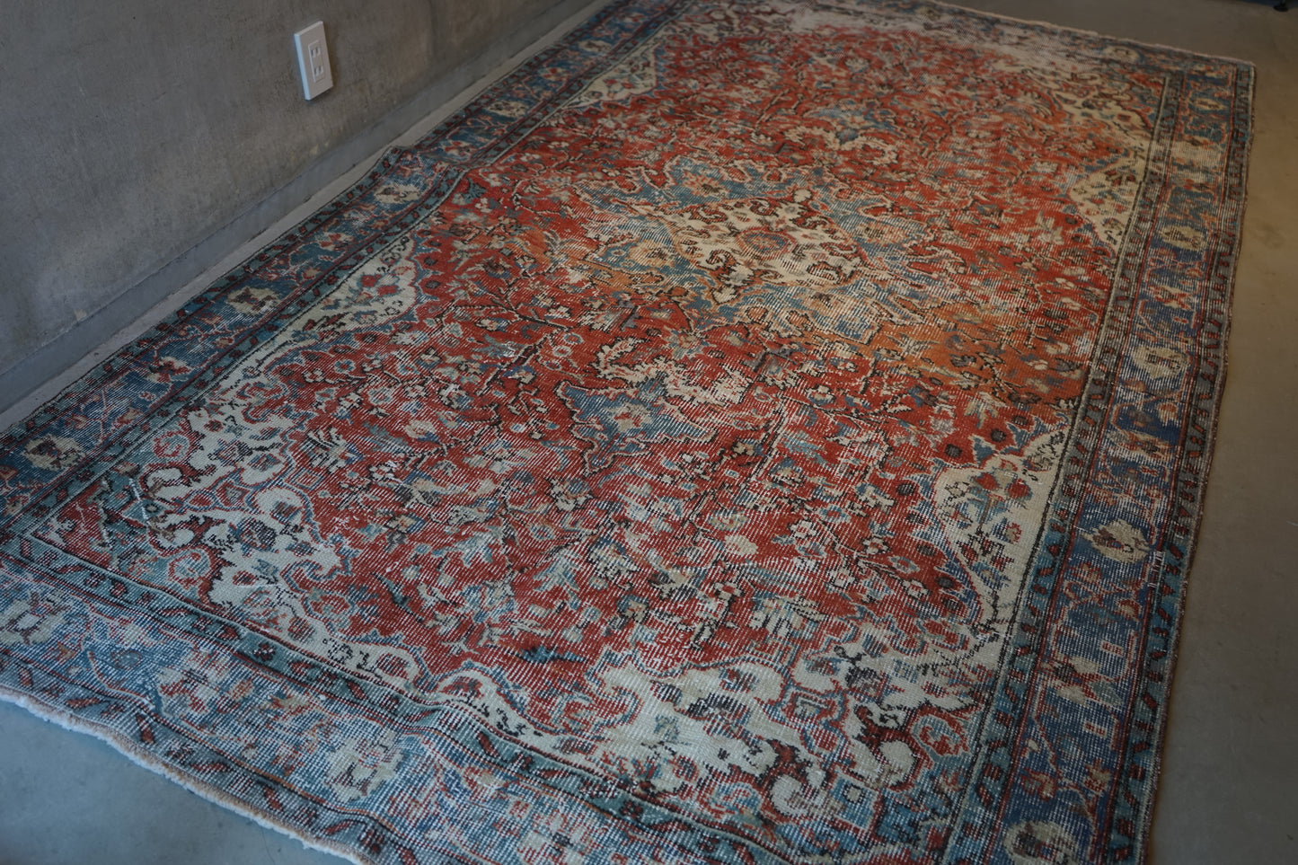 TURKEY OLD ISPARTA TURQUOISE RED 1970年代 261 × 155 cm No.TR25212