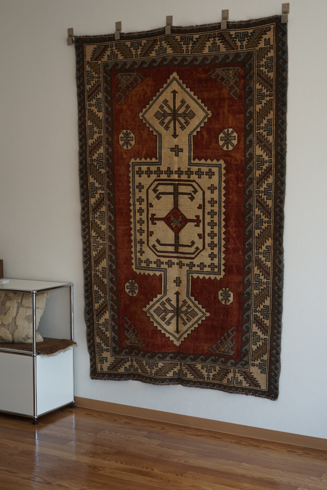 Türkiye Old Eastern Anatolia Orange Medallion 1960年代 194 × 121 cm No.TR25400