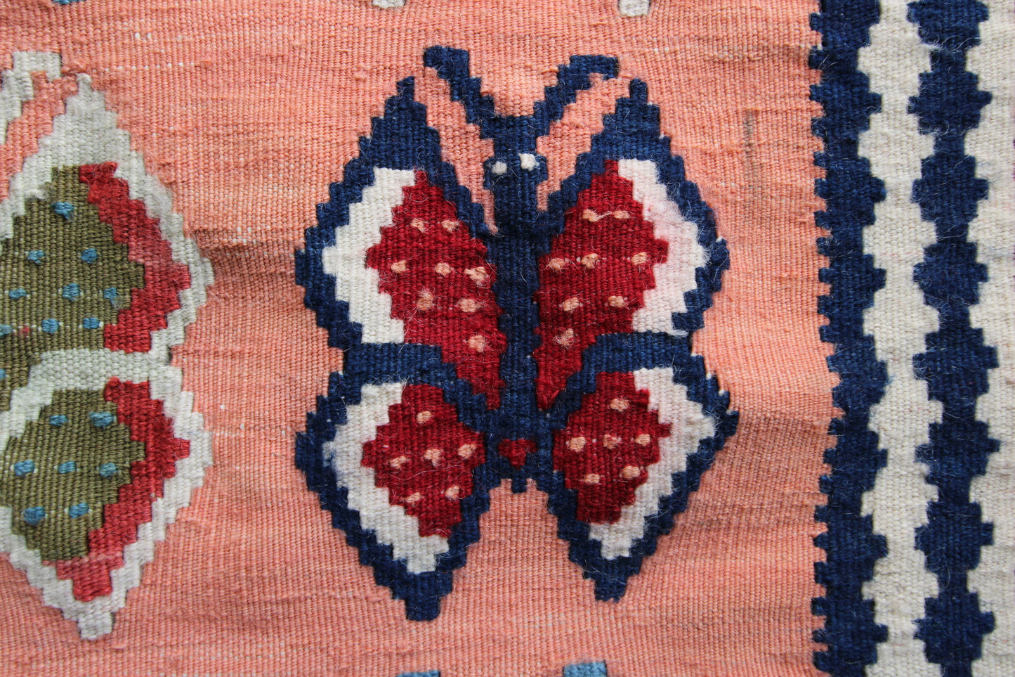Iran antiques | Shiraz Qashqai Kilim Butterfly 1920年代 72.5×64cm