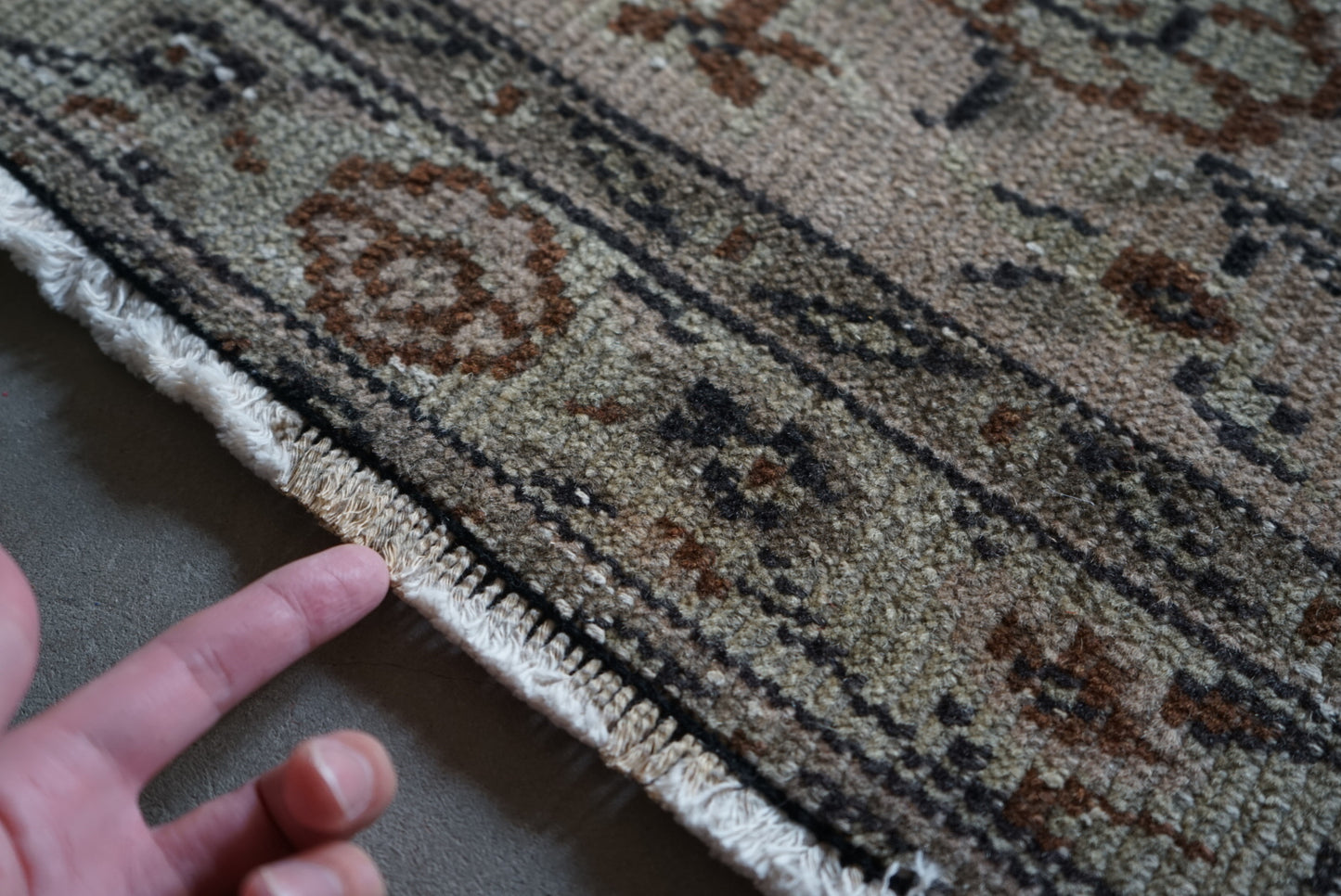 Türkiye Old Isparta Floral Rich Color Beige, Olive 1970年代 195 × 113 cm No.TR25259